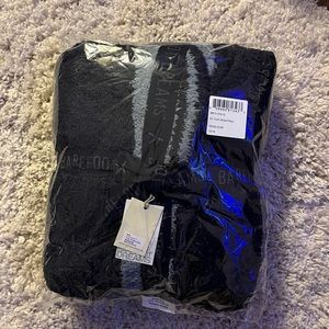 NWT Barefoot Dreams Robe - Size: Women’s XS / Youth 12/14